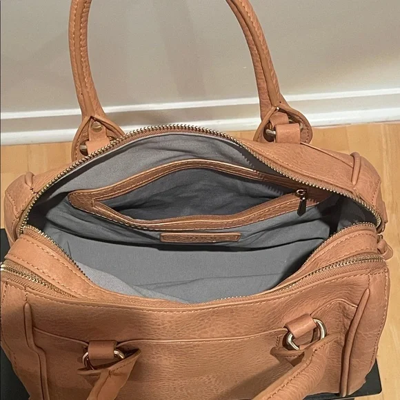 Simons Modern Bowling Handbag in Sand - Picture 5 of 12